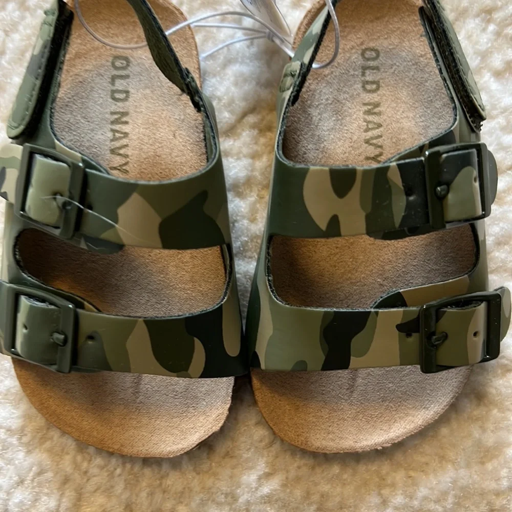 NWT Old Navy Camouflage Summer Sandals!!